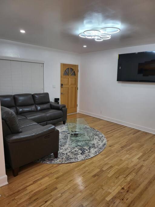 Luxury Modern Santa Monica Unit! Appartamento
